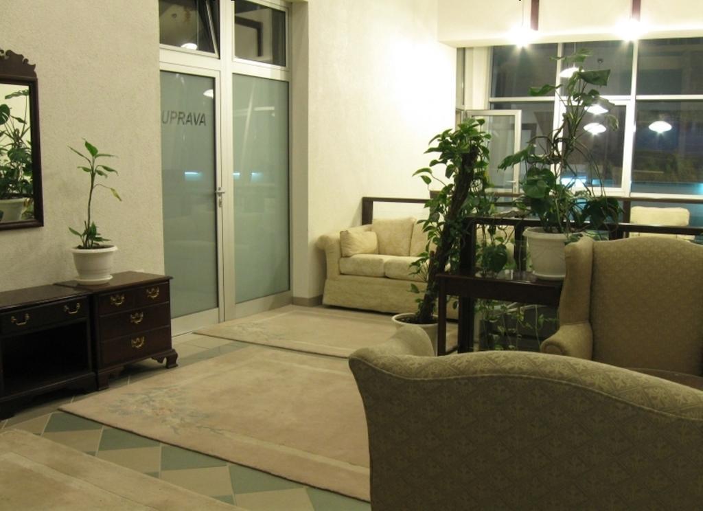 Banana City Hotel 塞拉耶佛 外观 照片